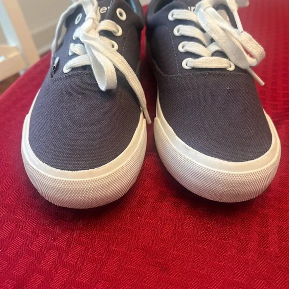 Hurley Men's Charcoal Canvas Sneakers - Picture 2 of 6